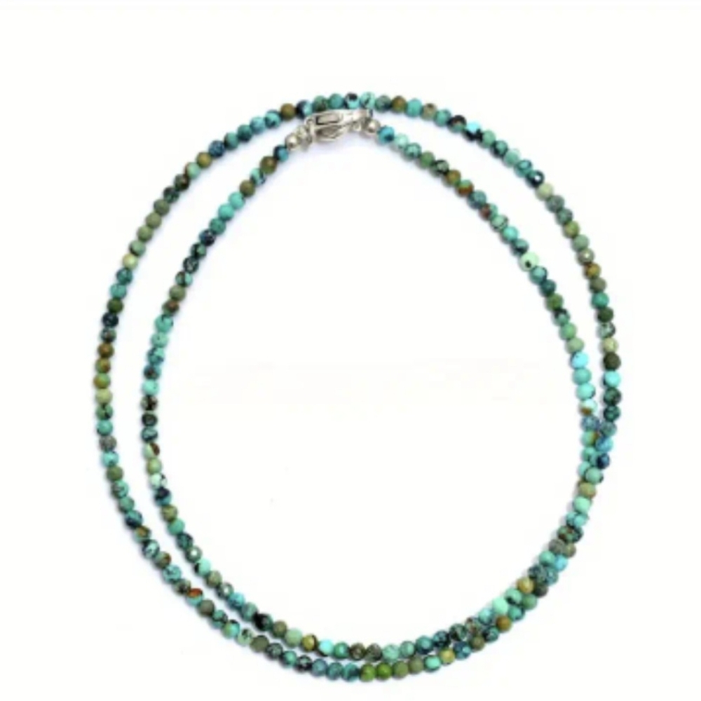🎉🎉NEW🎉🎉 BEAUTIFUL!! Turquoise Faceted Natural Stone Necklace